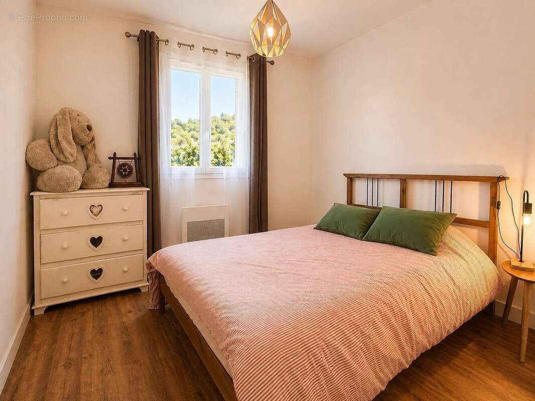 Maison à BORMES-LES-MIMOSAS