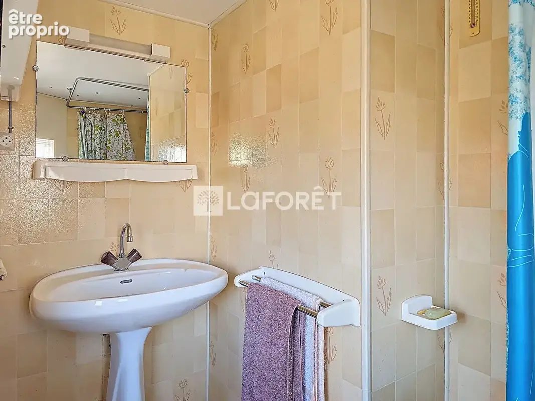 Maison  de village 3 faces 83 m² - 4 Chambres - Prades - photo 9