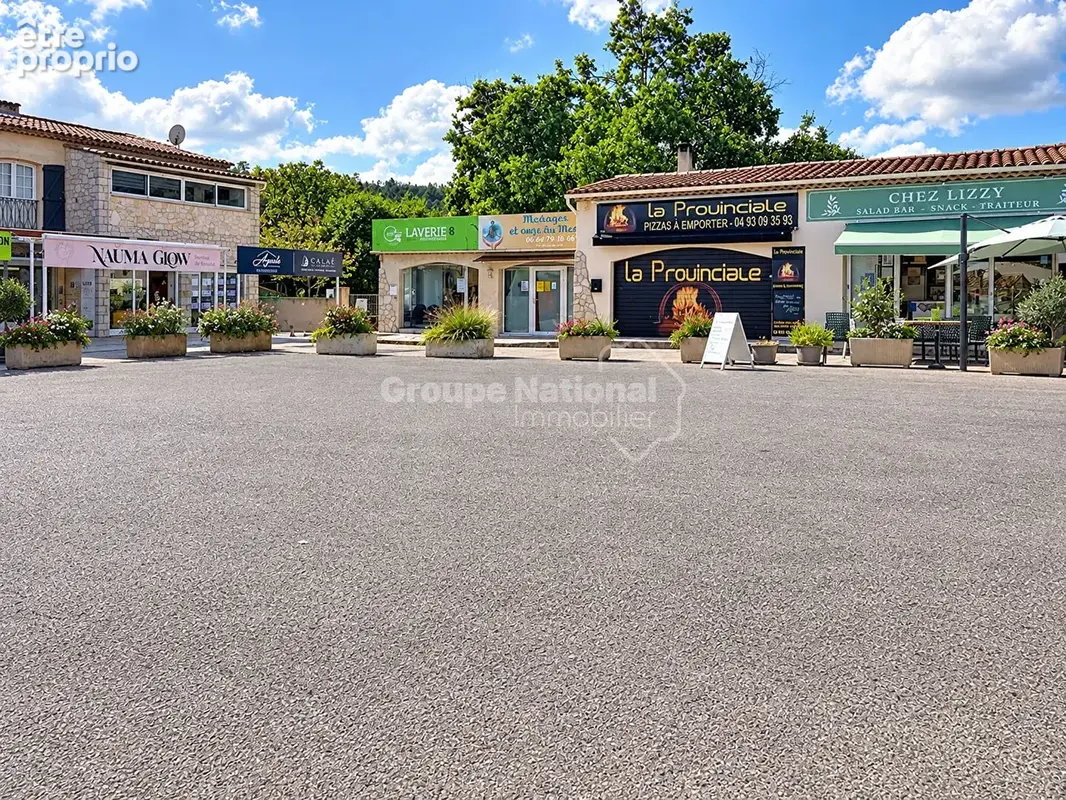 Local commercial Le Tignet 77,88 m2 - photo 2