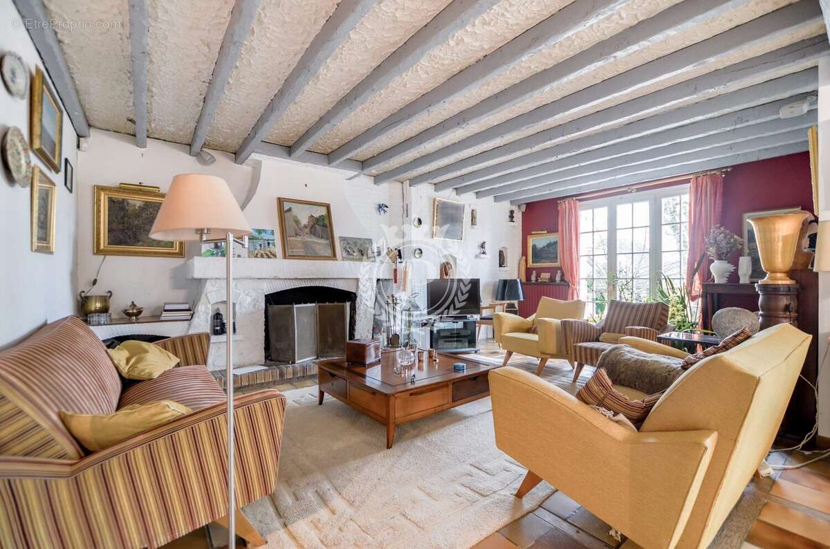 Maison à SAINT-LEU-LA-FORET