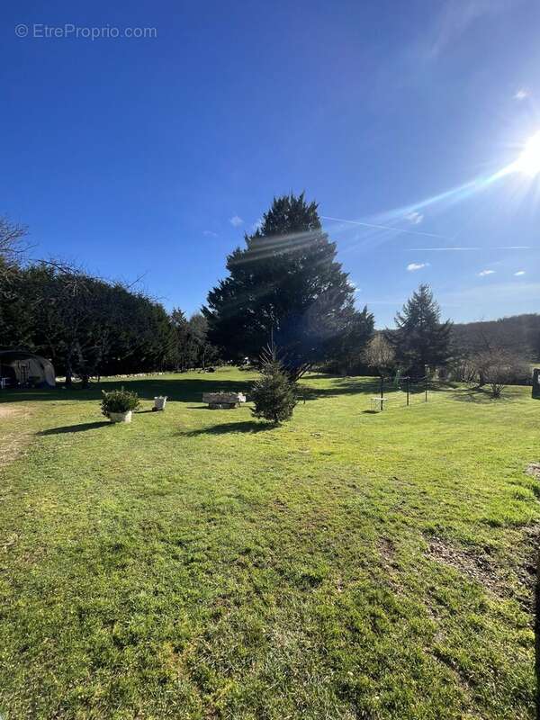 Maison à SAINT-JORY-LAS-BLOUX