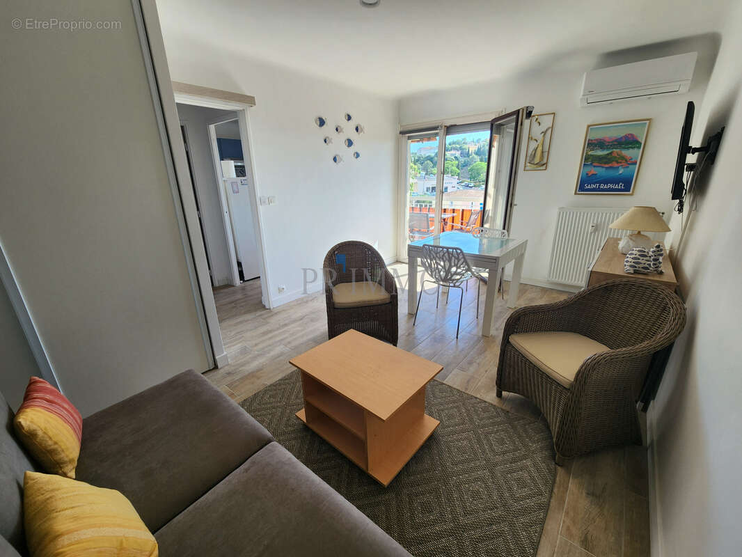 Appartement à SAINT-RAPHAEL