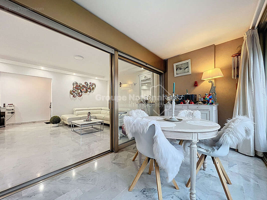 Appartement à CANNES