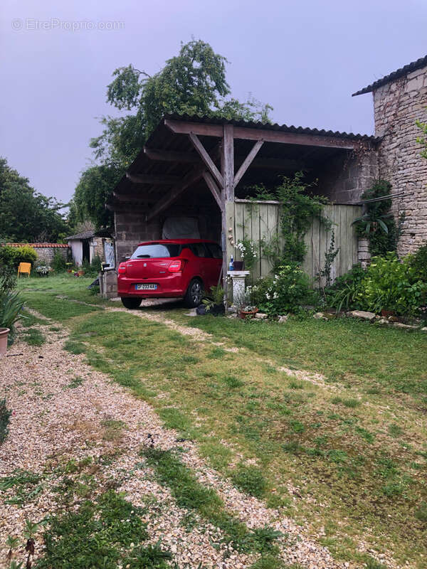 Maison à VILLEFAGNAN