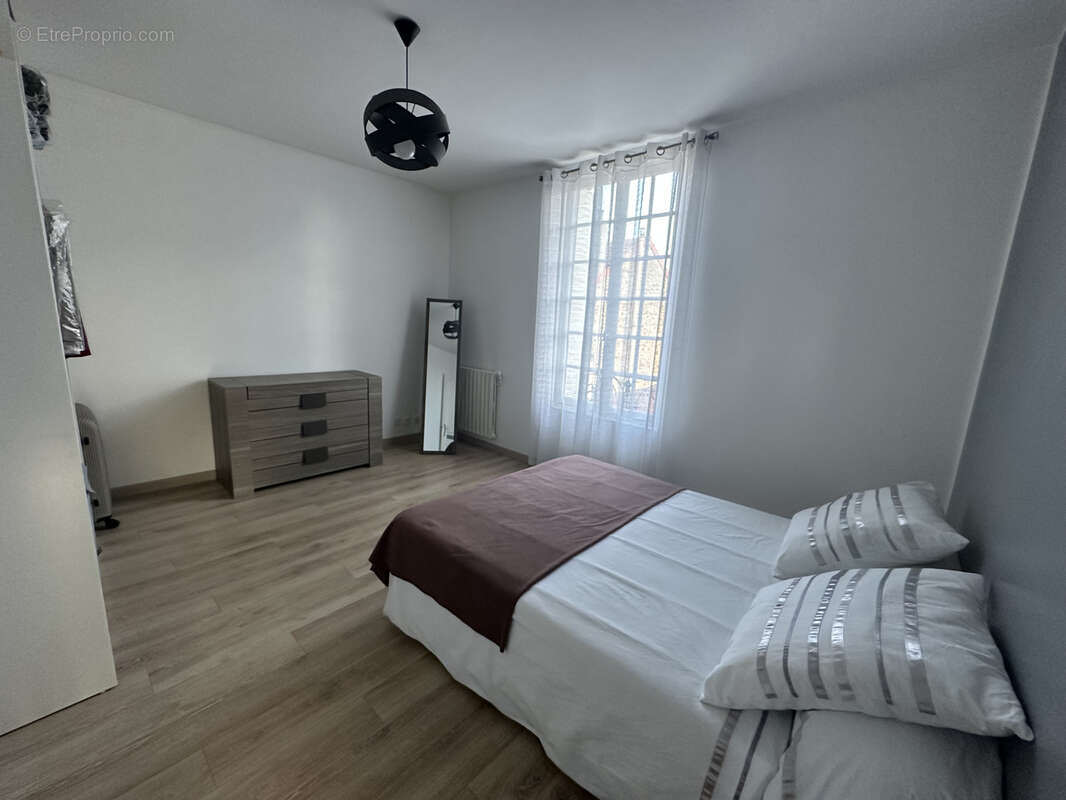 Maison à BROU-SUR-CHANTEREINE