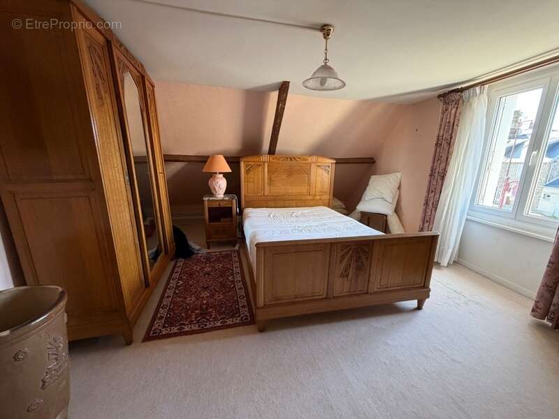 Maison à SAINT-SAUVEUR-LENDELIN