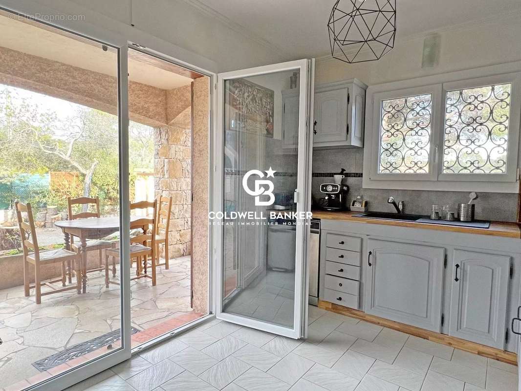 Maison à SAINT-RAPHAEL