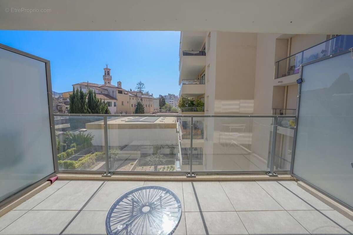 Appartement à NICE