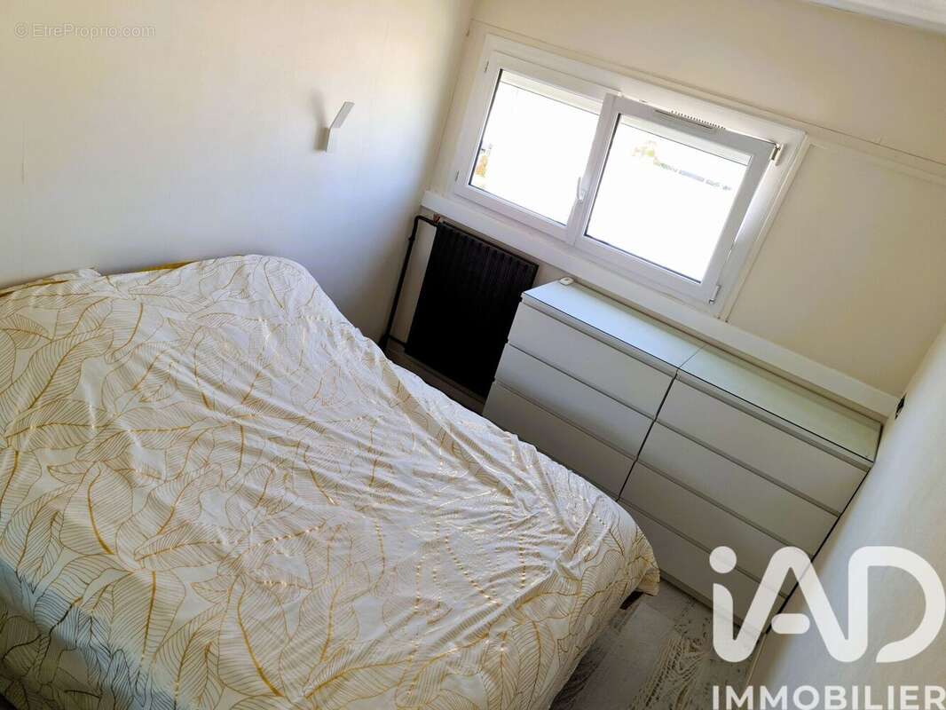 Photo 8 - Appartement à SAVIGNY-LE-TEMPLE