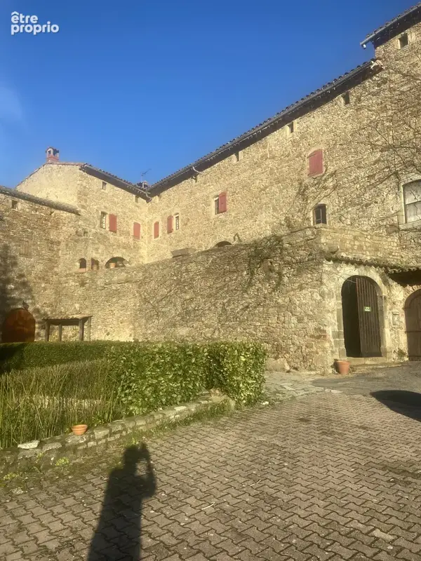 MAS DE 847 m2 sur 20 hectares. - photo 14