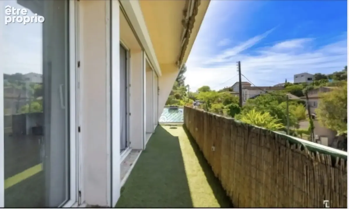 Appartement 4 pièces 77 m² à vendre à Marseille-11e (13011) - photo 2