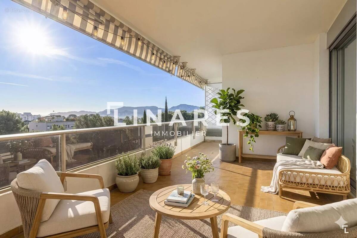 Appartement à MARSEILLE-8E