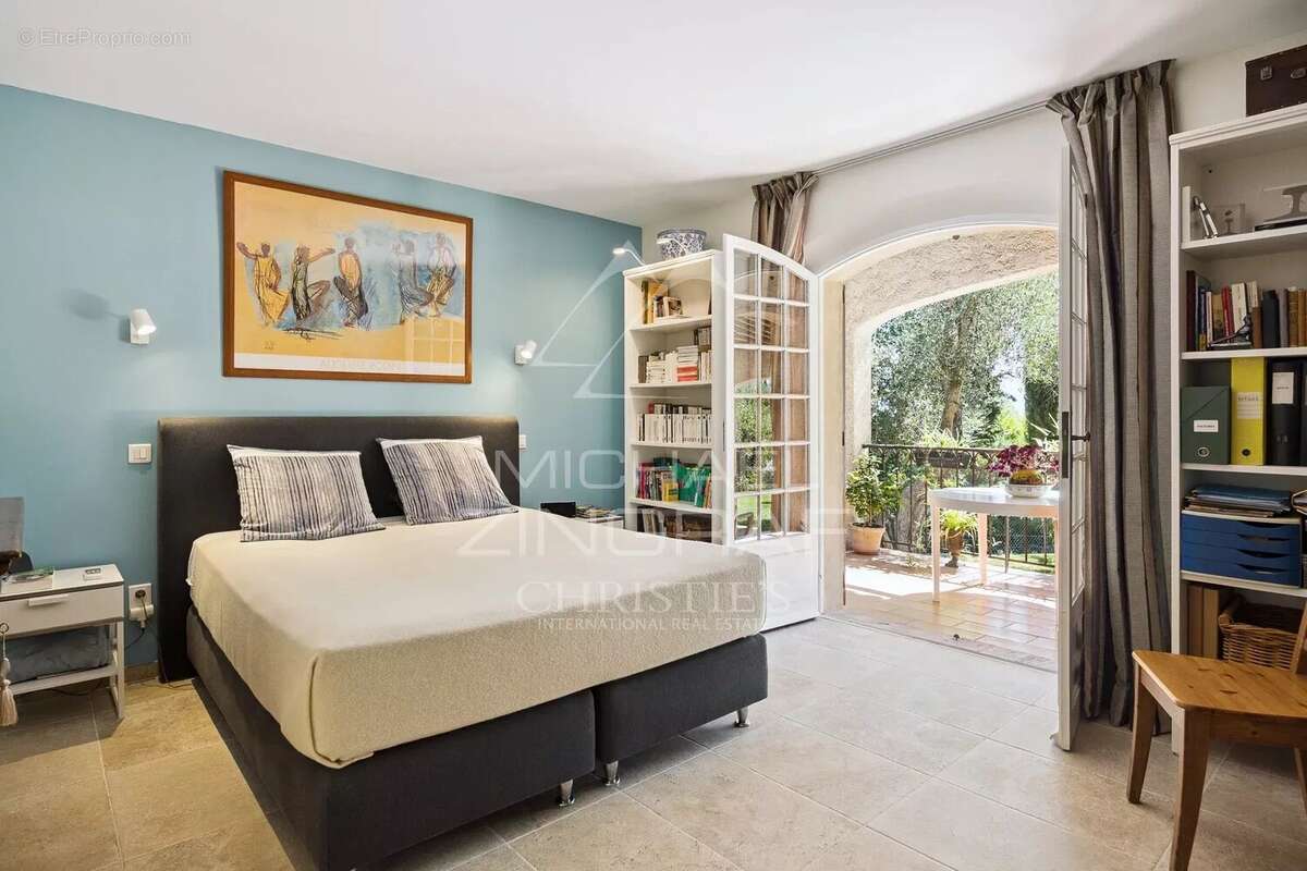 Maison à SPERACEDES