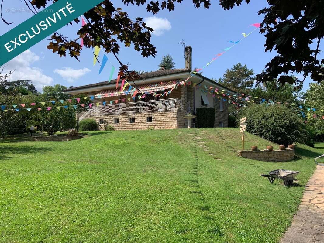 Photo 3 - Maison à CHARBONNIERES-LES-BAINS