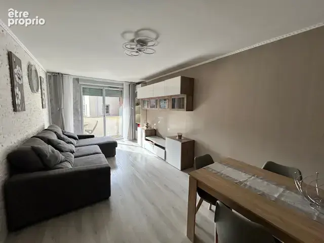 Bel appartement avec terrasse et parking - photo 16
