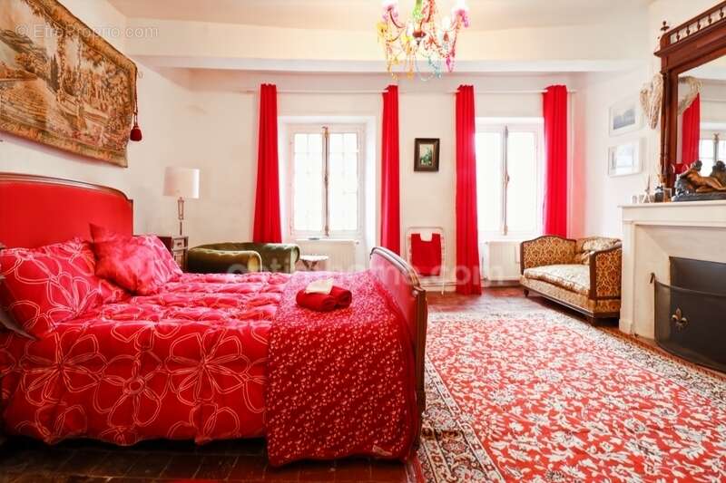 Maison à MAGNAC-LAVAL