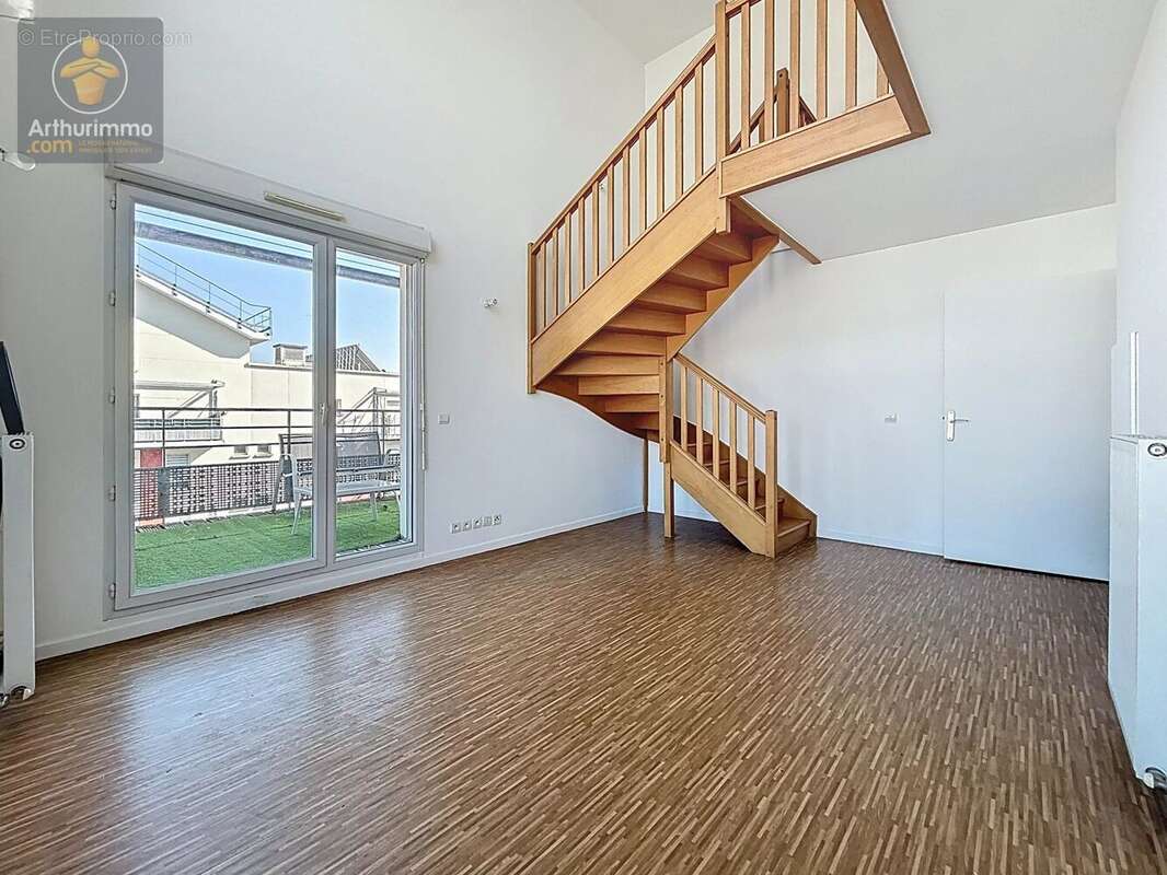 Appartement à LIMEIL-BREVANNES