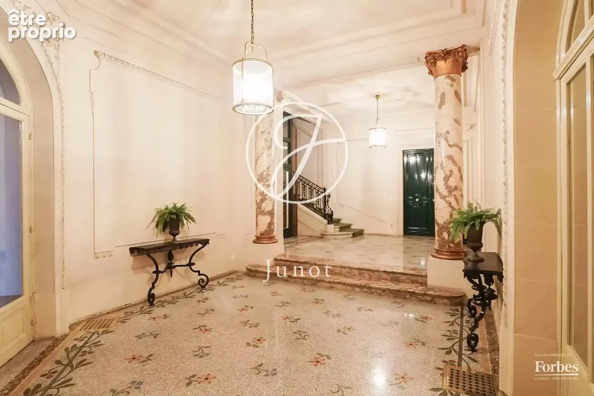 Paris 16e - ALMA-MARCEAU - Appartement - 5 pièces - 142,03m² Carrez - 3 chambres - Vues exceptionnelles - Appartement de service - photo 19