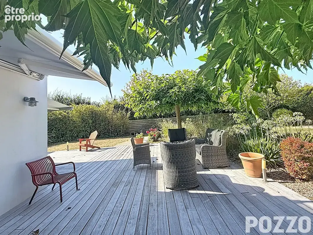 VILLA à Carolles 8 pièce(s) 270 m2 secteur privilégié plage et commerces à 3 mn en vélo - photo 17