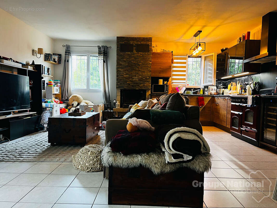 Maison 75m2 sur 1175m2 de terrain à Goudargues - photo 7