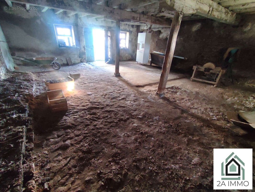 Maison à LES ANCIZES-COMPS