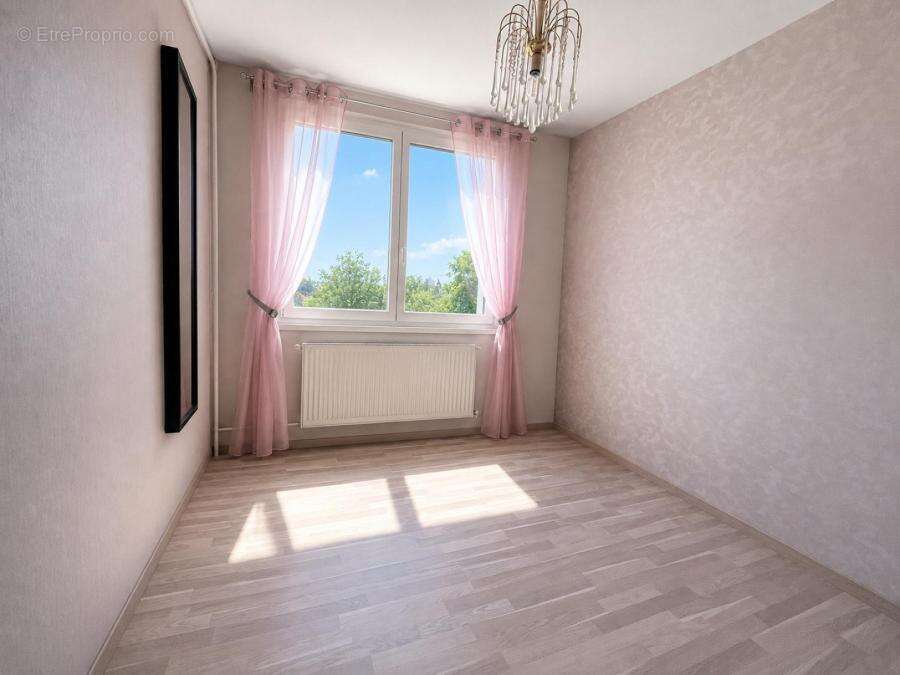 Maison 80 m² à La Chapelle-Saint-Aubin  - photo 194
