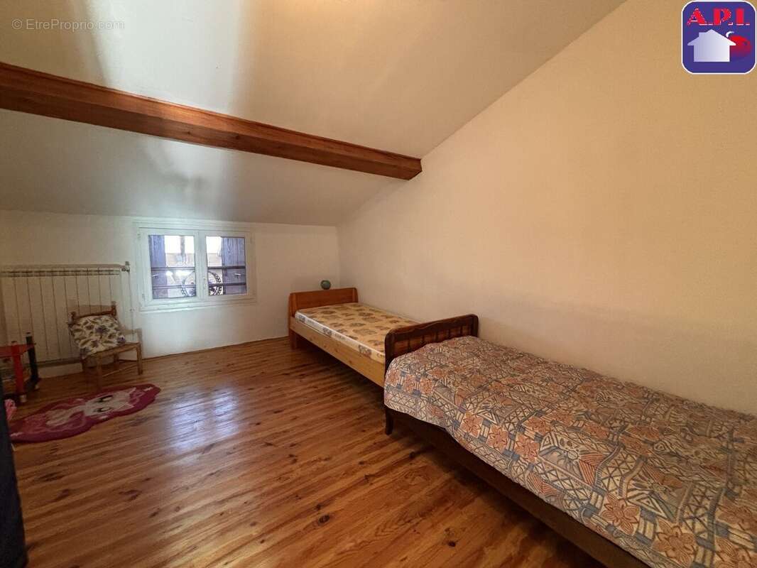 Maison à ROQUEFEUIL