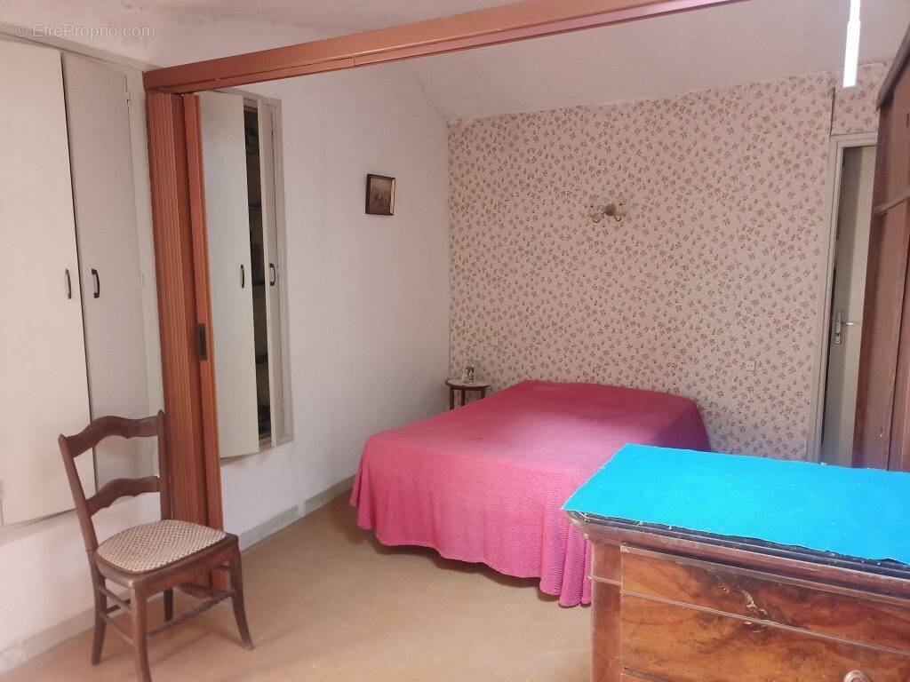 Maison à SAINT-PONS-DE-THOMIERES