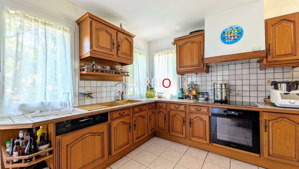 Maison 150 m² à Laroque-Des-Alberes  - photo 8