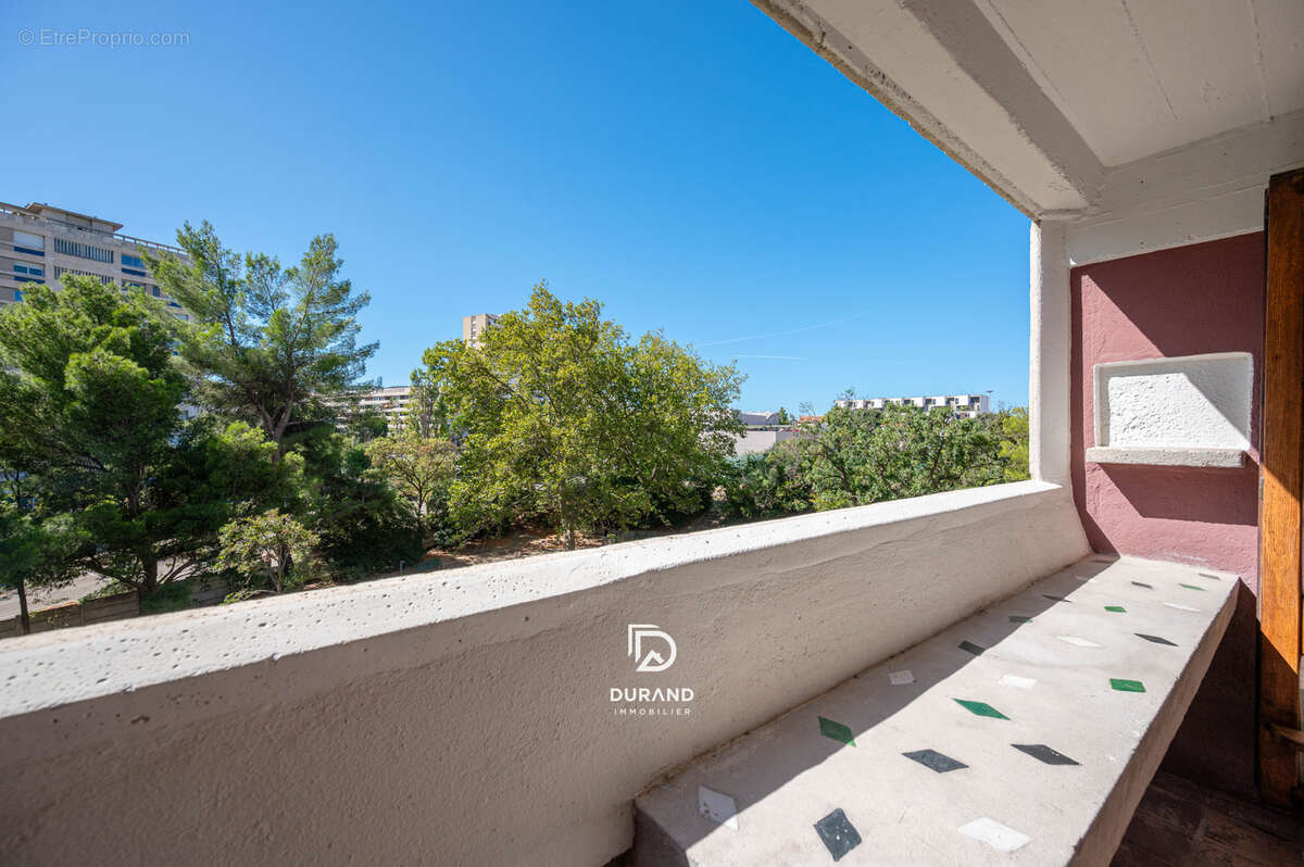 Appartement à MARSEILLE-8E