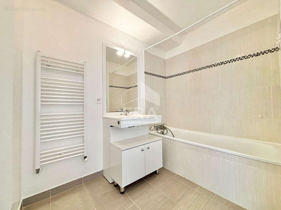 Appartement à PONTAULT-COMBAULT