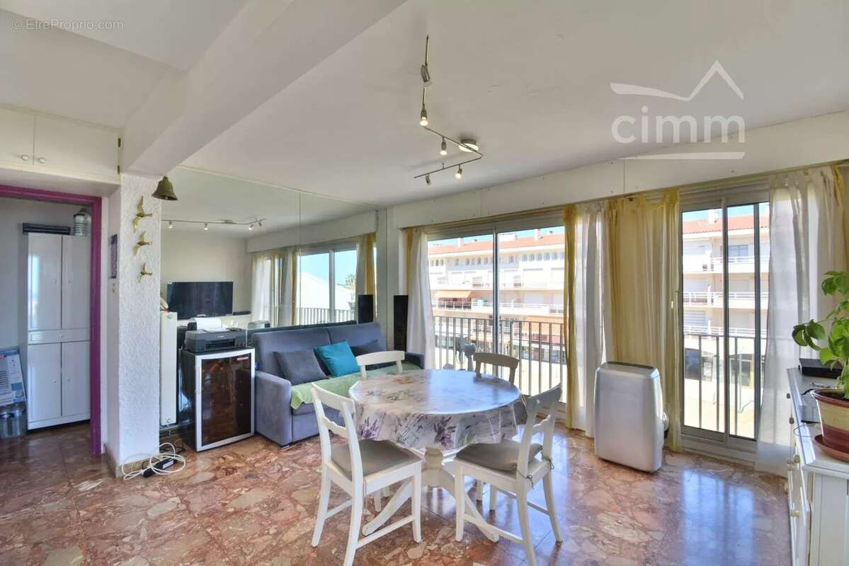 Appartement à SAINT-CYPRIEN