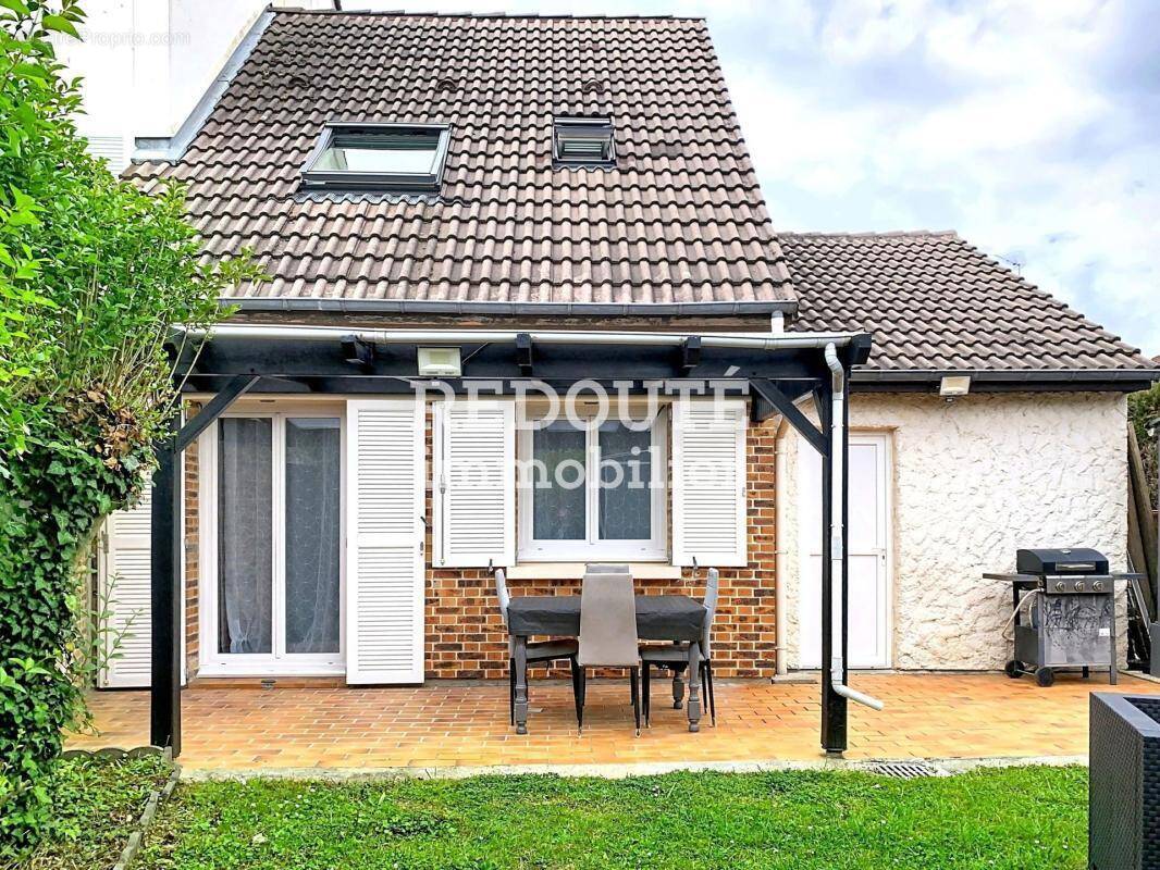 Maison à MUIZON