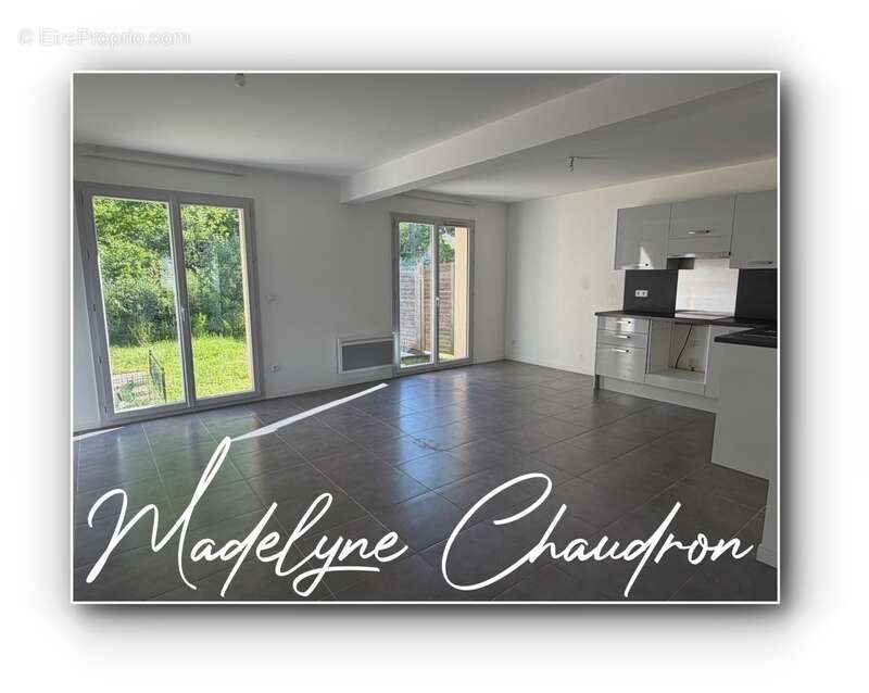Maison à OLLAINVILLE