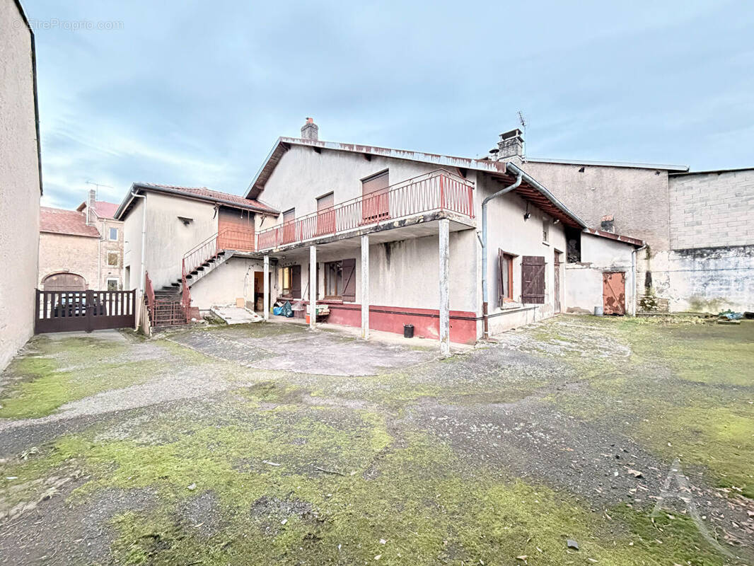 Maison à BENAMENIL