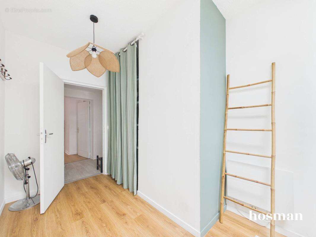 Superbe appartement T3 de 78 m² dans l'hypercentre de Bordeaux - Rue Paul Bert - photo 6