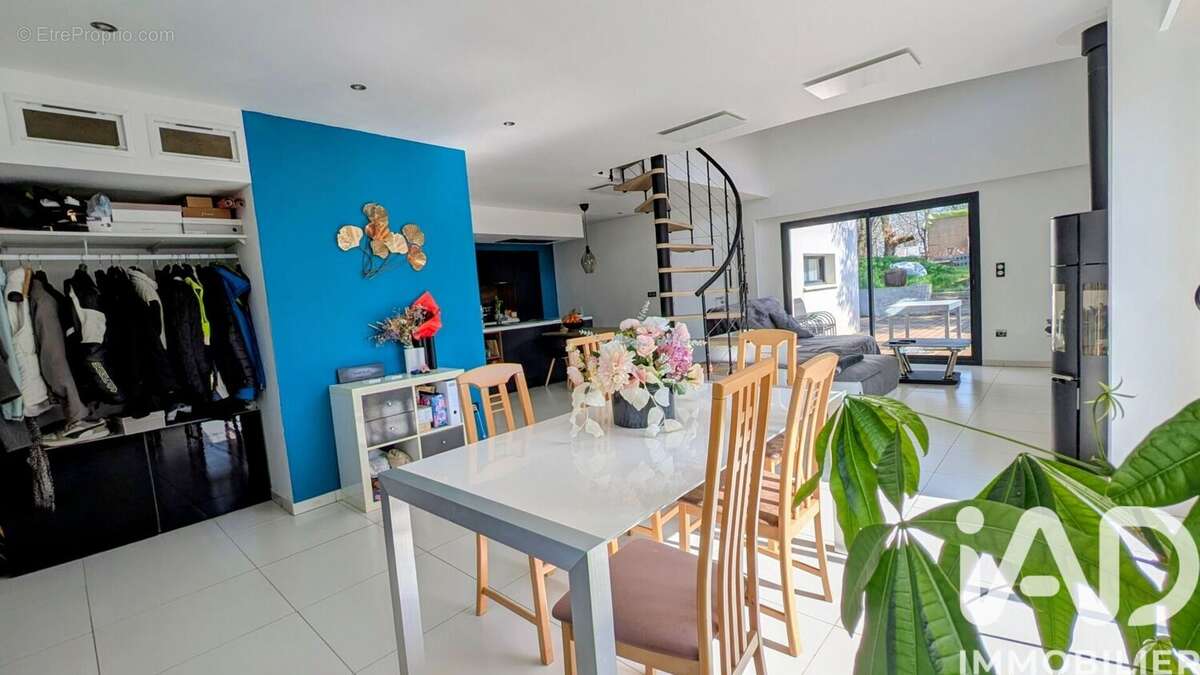 Photo 9 - Maison à LARRA