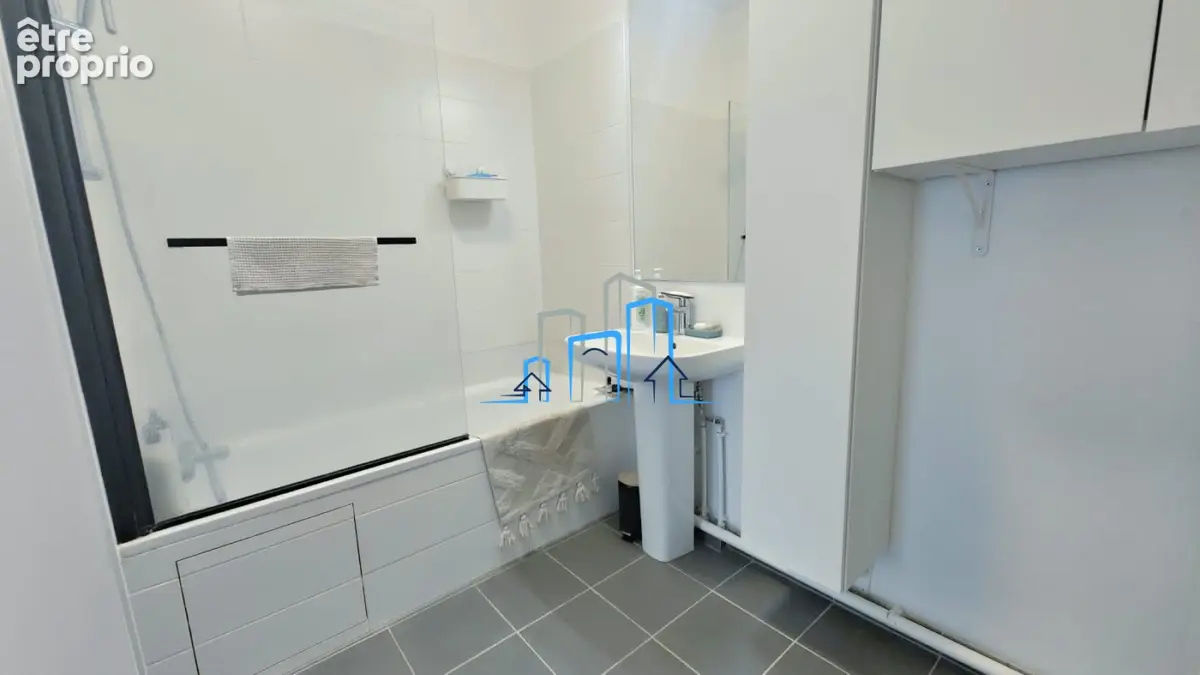 Appartement 2 pièces 45 m² à vendre à Romainville (93230) - photo 4