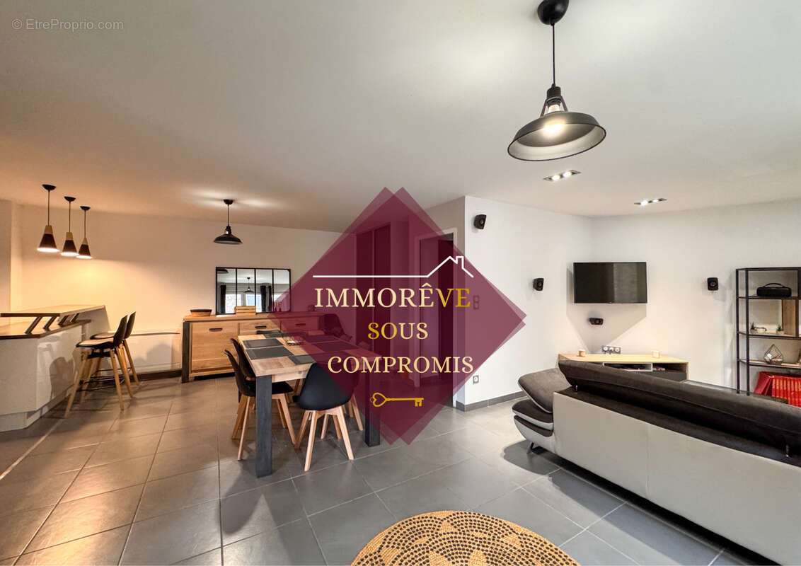 Appartement à SAINT-PIERRE-DE-BOEUF