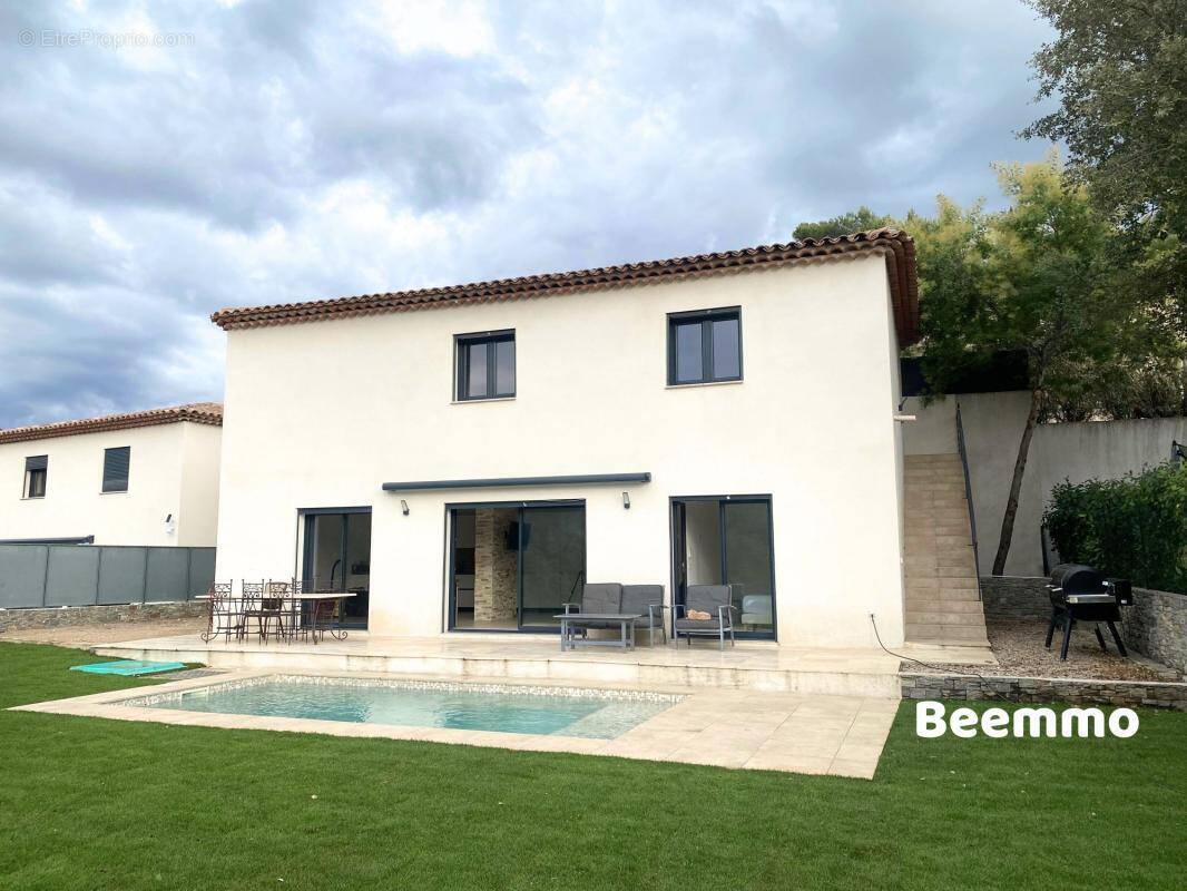Maison à AURIBEAU-SUR-SIAGNE