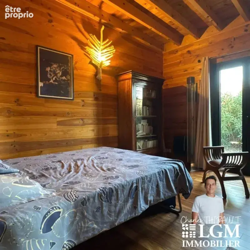 Bellegarde – Villa bioclimatique de plain-pied, piscine à débordement et vue dominante - photo 14
