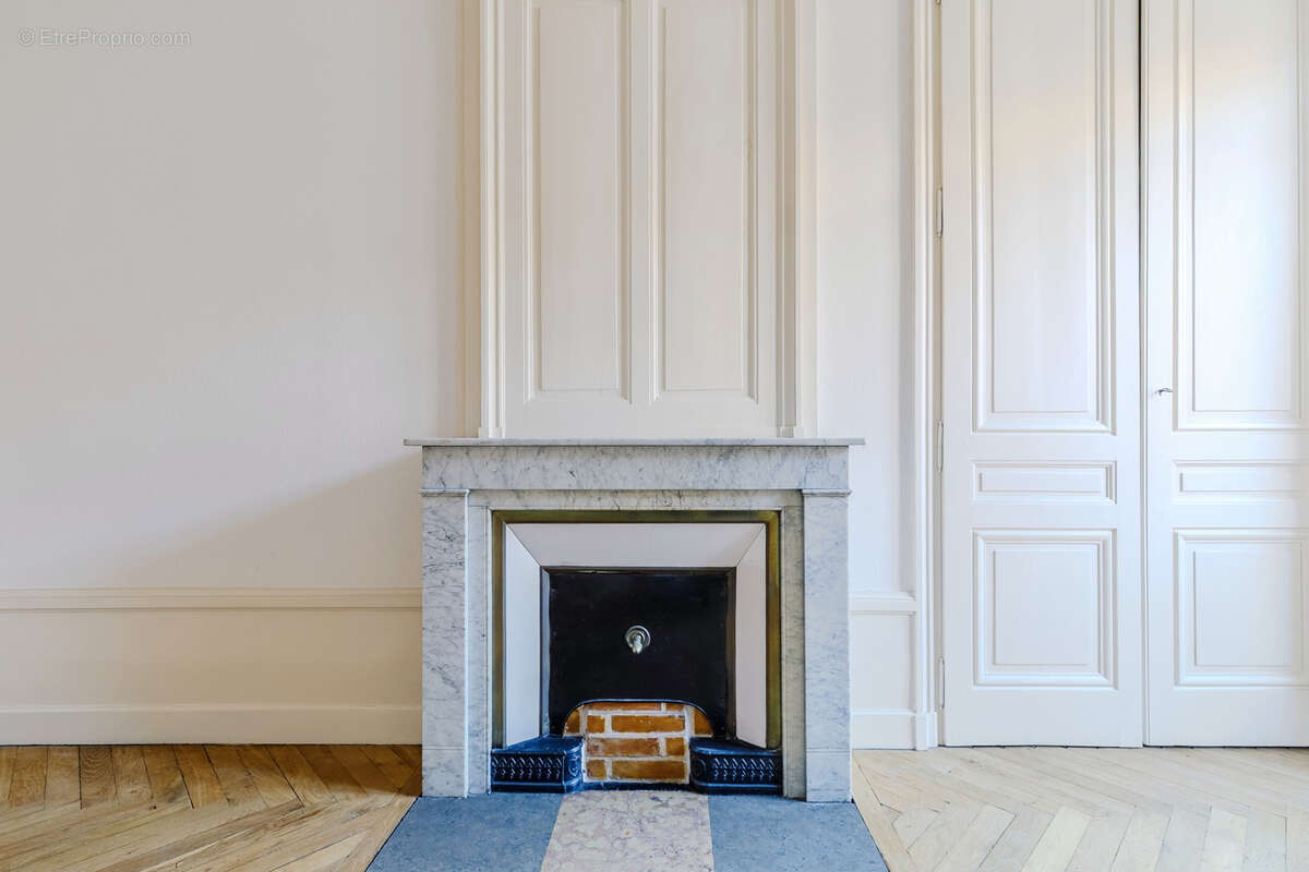 Appartement à LYON-6E