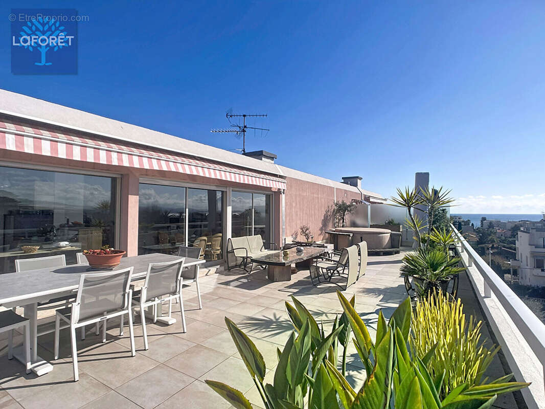 Bien d'exception - duplex toit-terrasse vue mer - secteur vespins - cagnes sur mer - photo 3