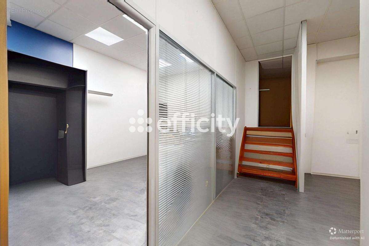 Locaux/Biens immobiliers - photo 12