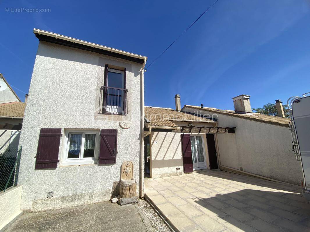 Maison à SAINT-CHRISTOL