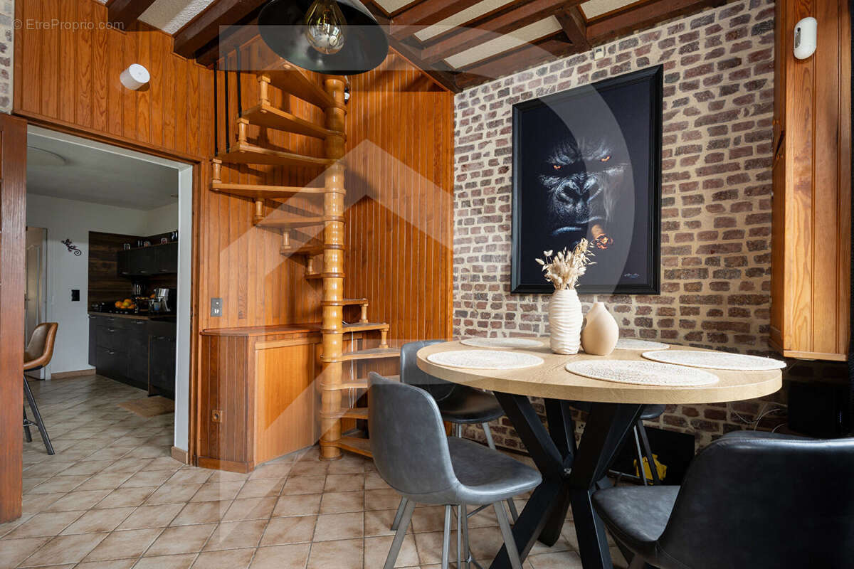Maison à MONTIVILLIERS