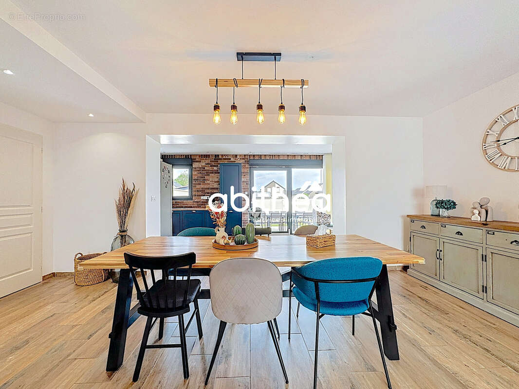 Maison à NEUVILLE-SAINT-REMY