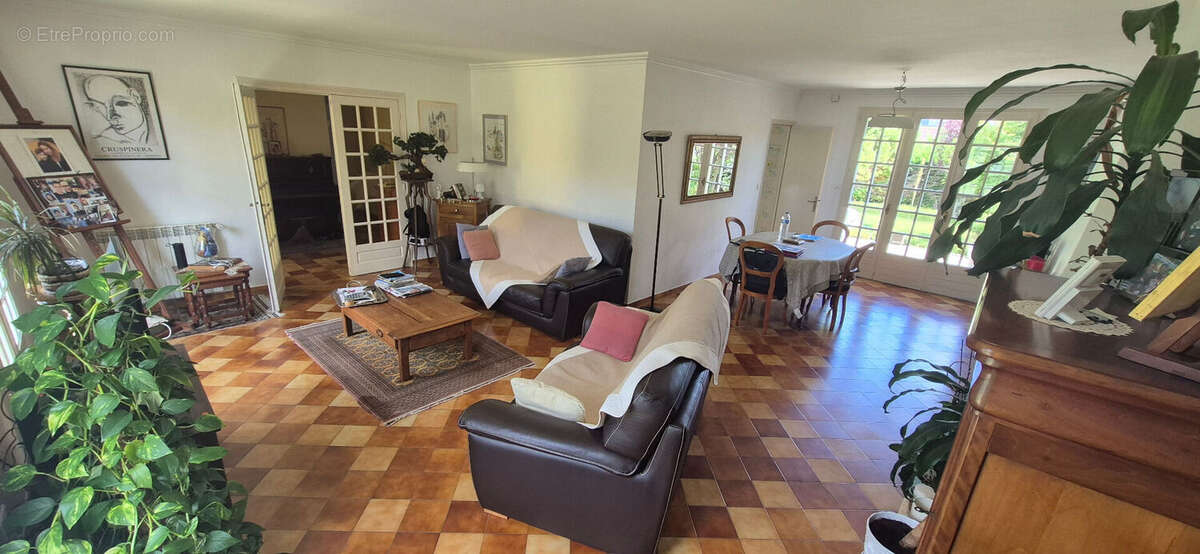 Maison à CREPY-EN-VALOIS