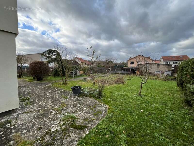 Maison à ROSIERES-AUX-SALINES