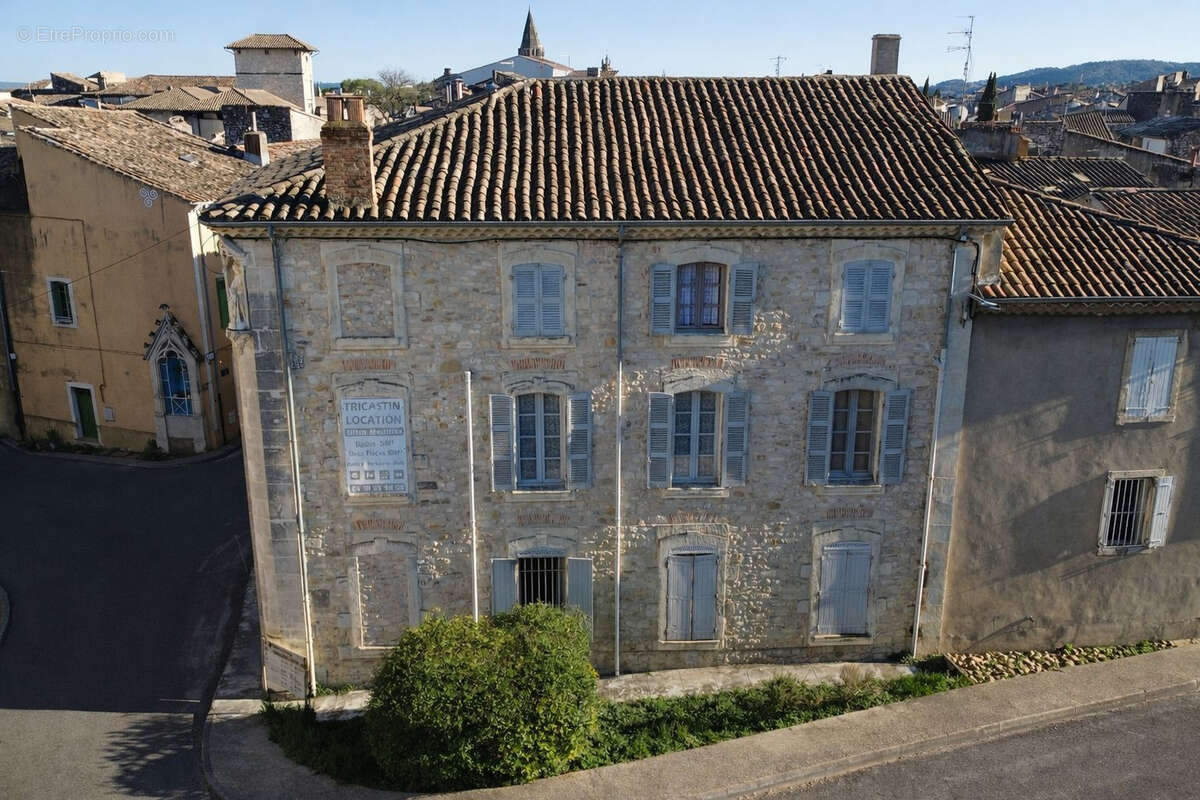 Appartement à BOURG-SAINT-ANDEOL